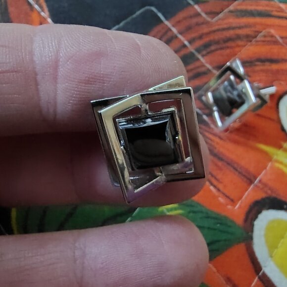 Mens cufflinks - Picture 1 of 5